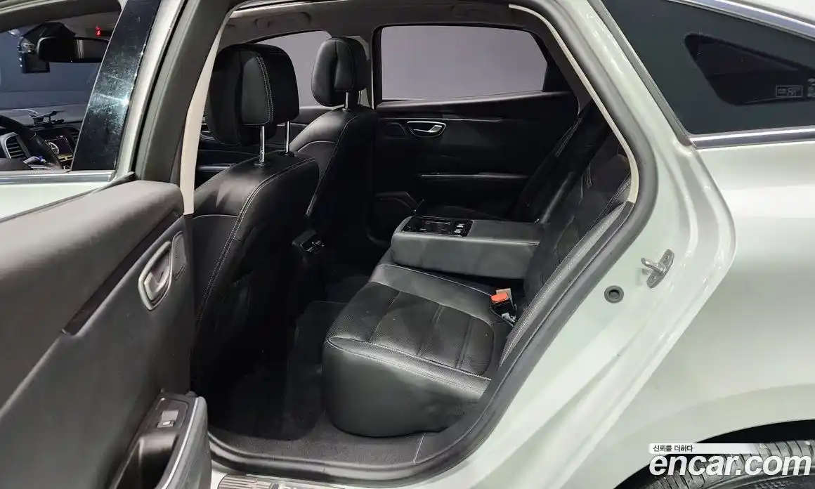 Renault SM6 2017 2.0 Автомат в Москве № 206133, фото 12