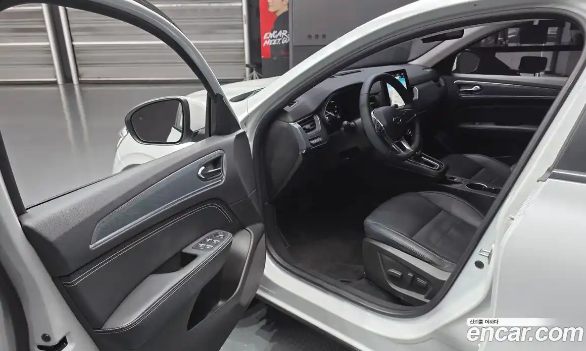 Renault XM3 2023 1.3 Автомат в Москве № 206599, фото 16