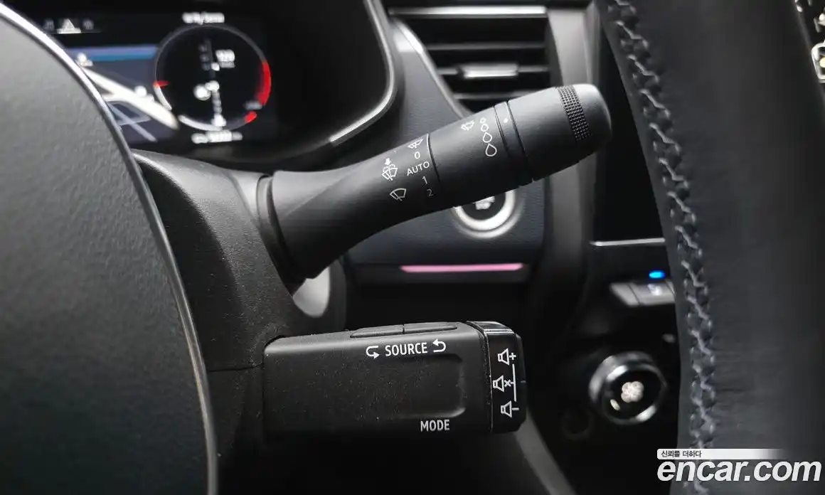 Renault XM3 2023 1.3 Автомат в Москве № 206599, фото 18