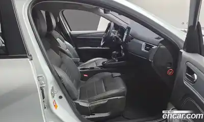 Renault XM3 2023 1.3 Автомат в Москве № 206599, миниатюра 2