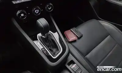 Renault XM3 2023 1.3 Автомат в Москве № 206599, миниатюра 3