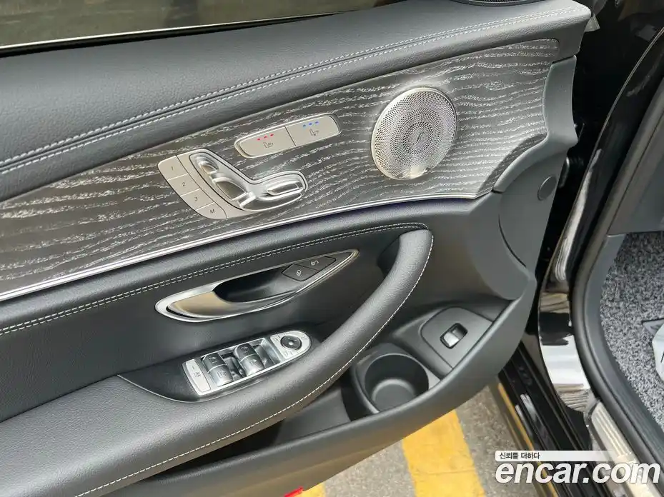 Mercedes-Benz E-Class 2022 2.0 Автомат в Москве № 206756, фото 14