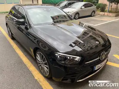Mercedes-Benz E-Class 2022 2.0 Автомат в Москве № 206756, миниатюра 2