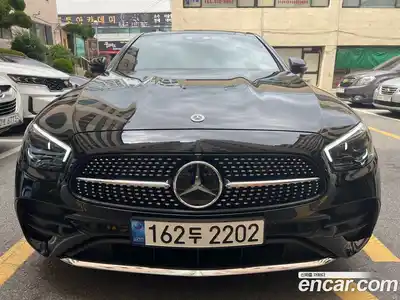 Mercedes-Benz E-Class 2022 2.0 Автомат в Москве № 206756, миниатюра 4