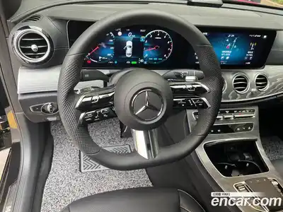 Mercedes-Benz E-Class 2022 2.0 Автомат в Москве № 206756, миниатюра 9