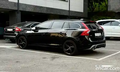 Volvo V60 2014 2.0 Автомат в Москве № 207308, миниатюра 7