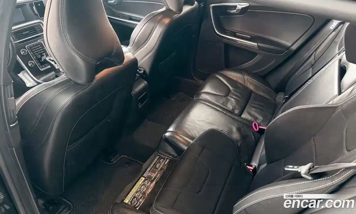 Volvo V60 2014 2.0 Автомат в Москве № 207308, фото 10