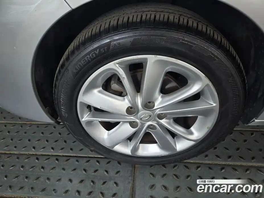 Renault SM3 2014 1.6 Автомат в Москве № 210034, фото 17