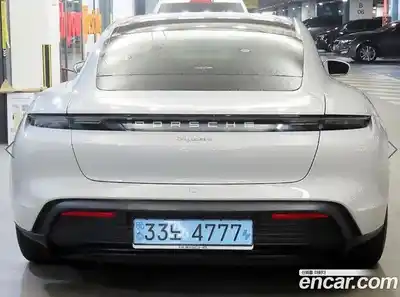 Porsche Taycan 2022 Автомат в Москве № 211374, миниатюра 5