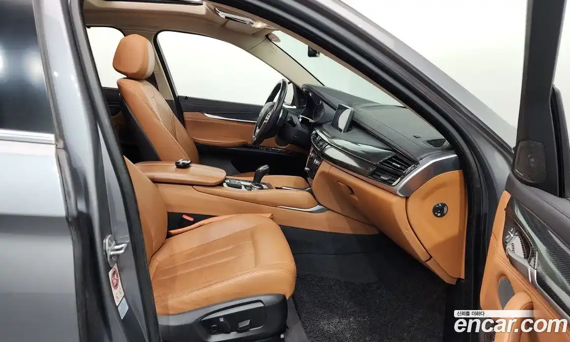 BMW X6 2017 3.0 Автомат в Москве № 211774, фото 1