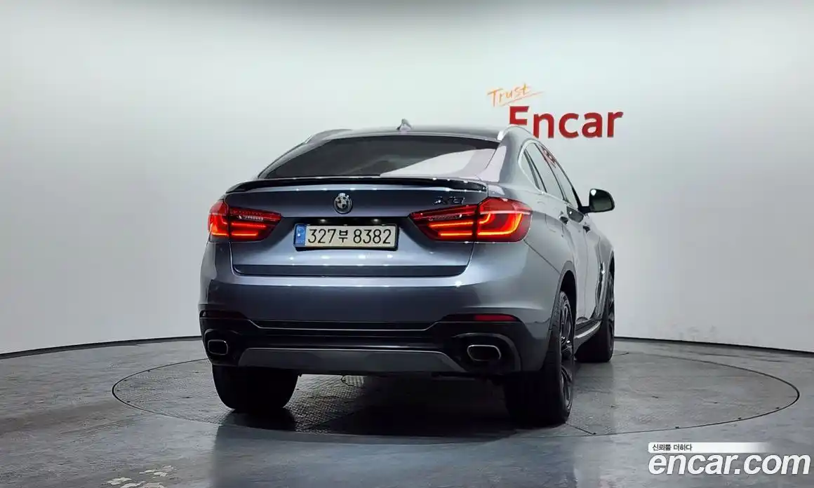 BMW X6 2017 3.0 Автомат в Москве № 211774, фото 13