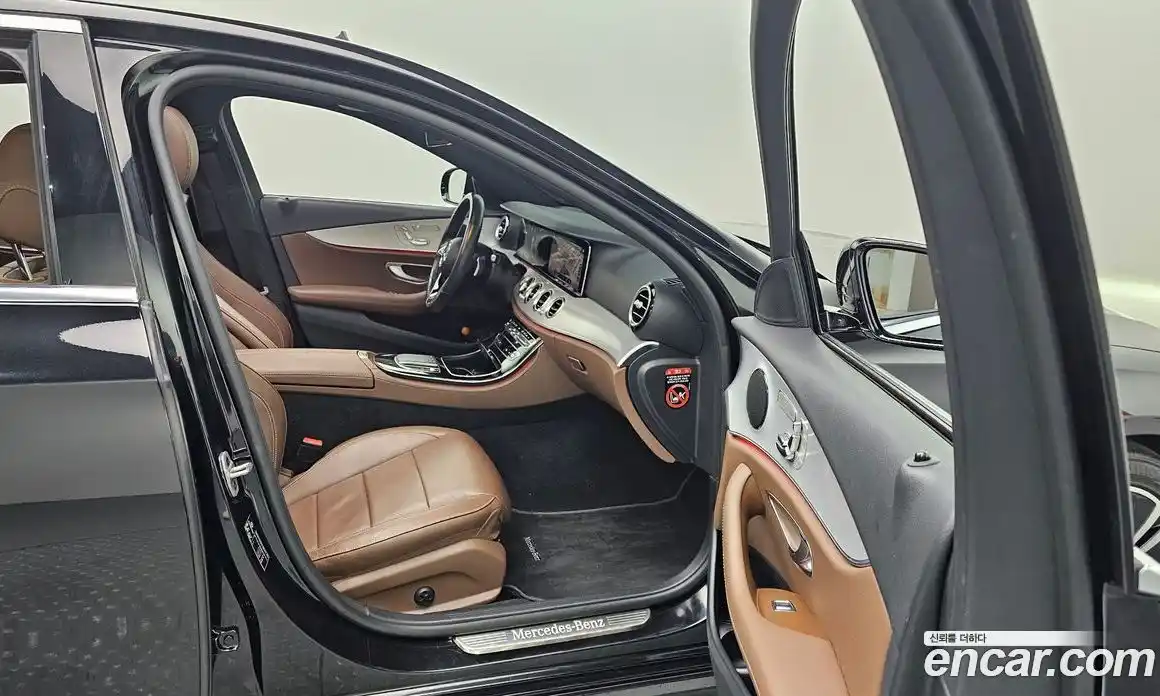 Mercedes-Benz E-Class 2021 2.0 Автомат в Москве № 211963, фото 17