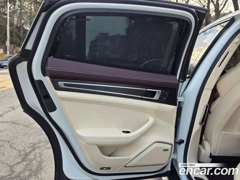 Porsche Panamera 2023 4.0 Автомат в Москве № 213089, фото 15