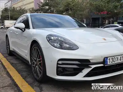 Porsche Panamera 2023 4.0 Автомат в Москве № 213089, миниатюра 2
