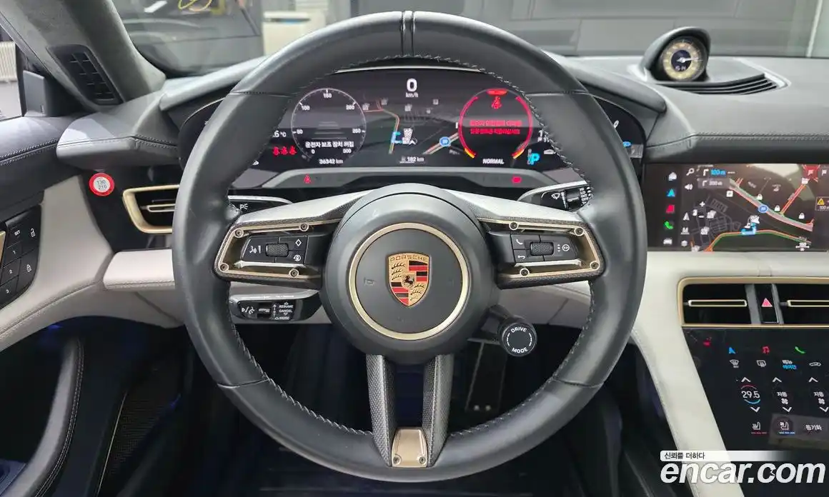 Porsche Taycan 2024 0.1 Автомат в Москве № 213141, фото 13