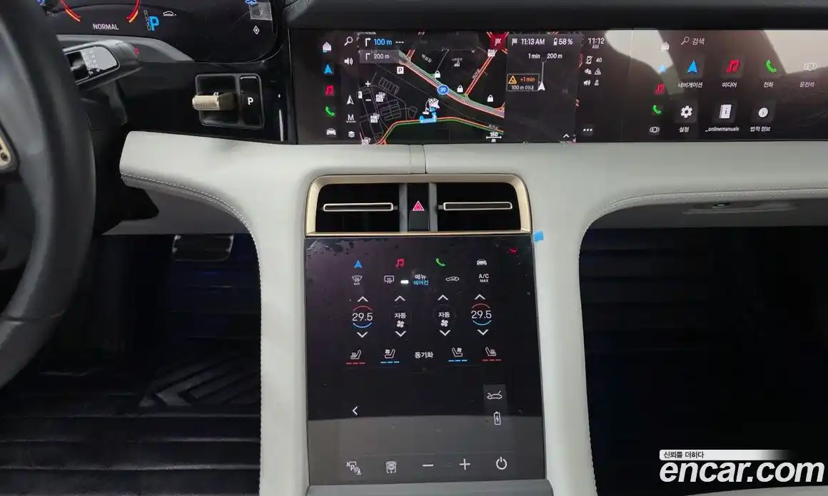 Porsche Taycan 2024 0.1 Автомат в Москве № 213141, фото 16