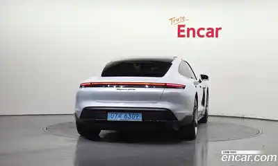 Porsche Taycan 2024 0.1 Автомат в Москве № 213141, миниатюра 4