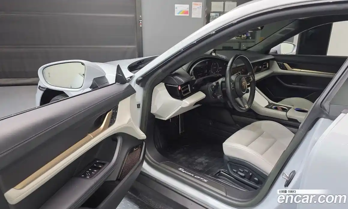 Porsche Taycan 2024 0.1 Автомат в Москве № 213141, фото 10