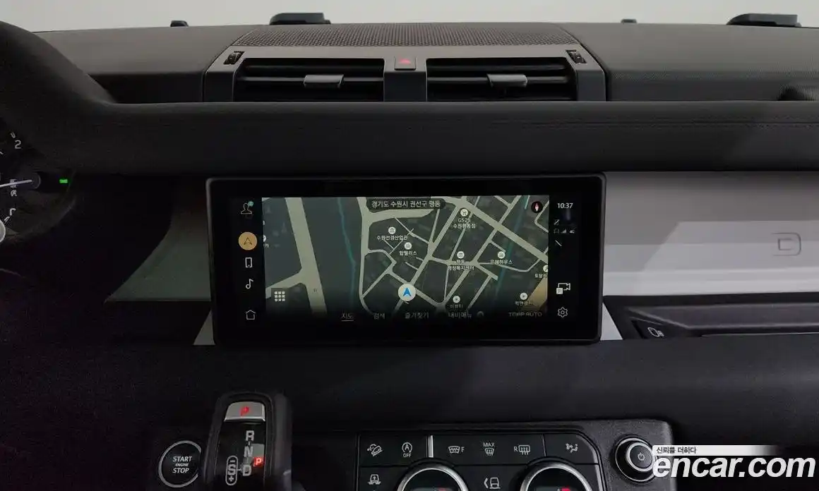 Land Rover Defender 2023 3.0 Автомат в Москве № 213401, фото 9