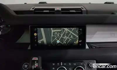 Land Rover Defender 2023 3.0 Автомат в Москве № 213401, миниатюра 9