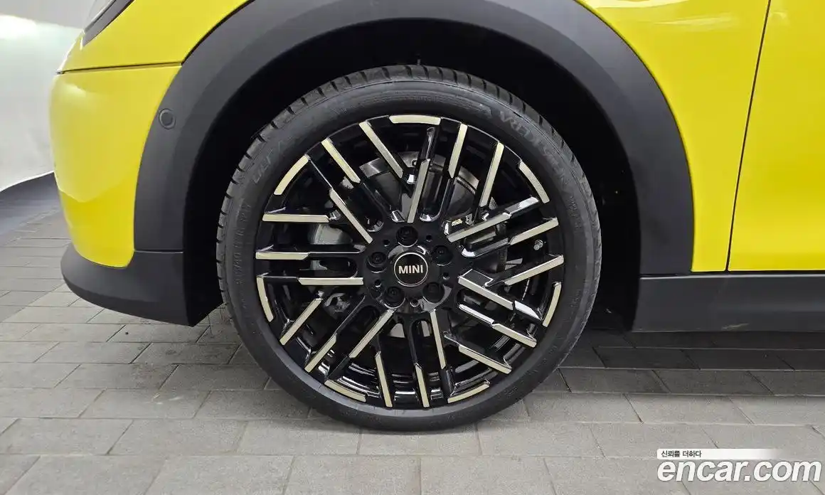 Mini Cooper 2025 2.0 Автомат в Москве № 213989, фото 17