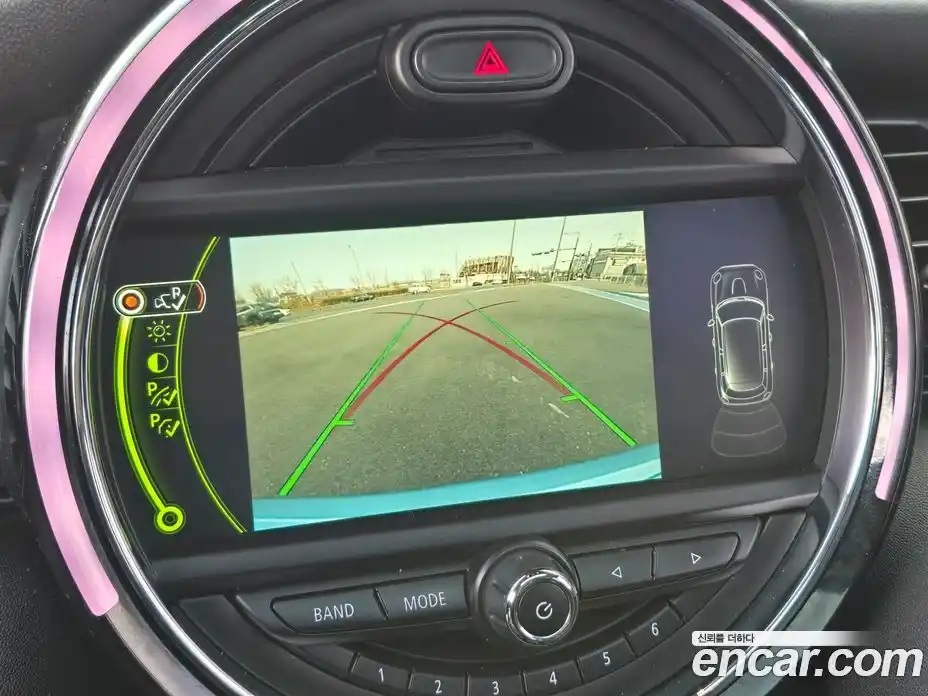 Mini Cooper 2016 2.0 Автомат в Москве № 214429, фото 15