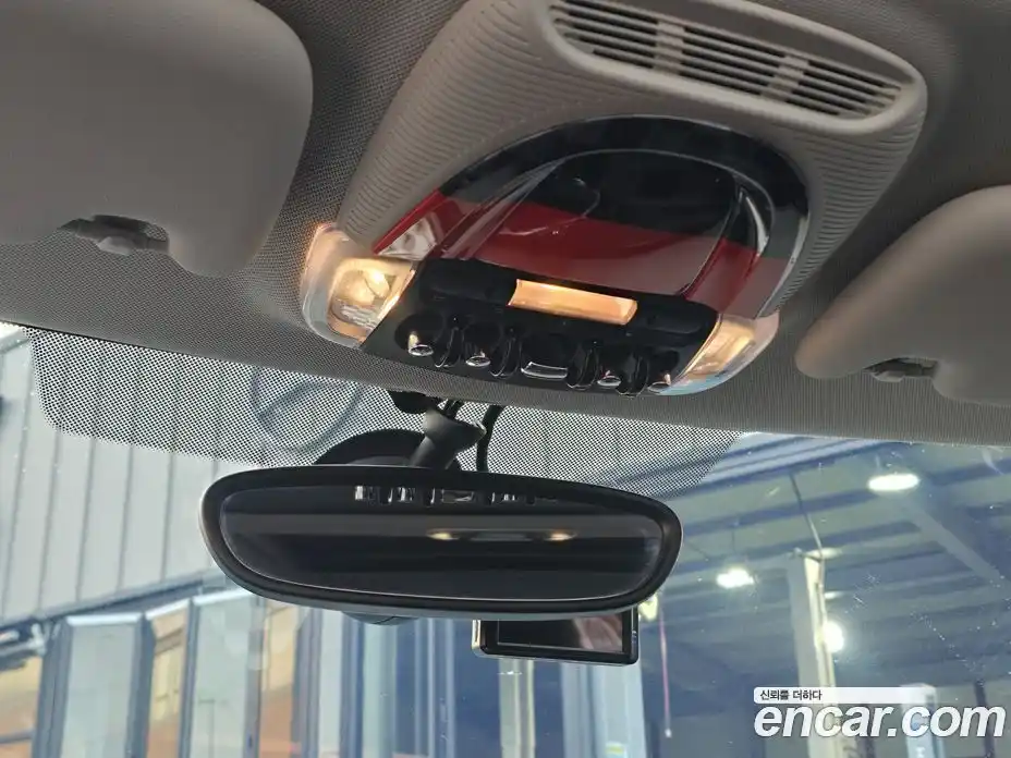 Mini Cooper 2016 2.0 Автомат в Москве № 214429, фото 19