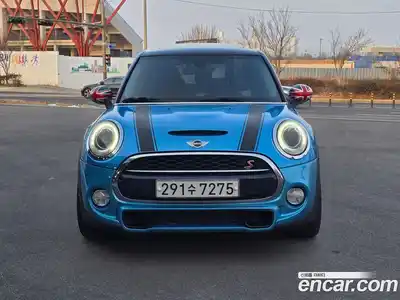 Mini Cooper 2016 2.0 Автомат в Москве № 214429, миниатюра 3