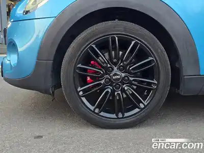 Mini Cooper 2016 2.0 Автомат в Москве № 214429, миниатюра 6