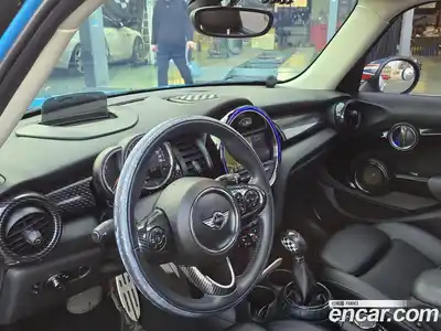 Mini Cooper 2016 2.0 Автомат в Москве № 214429, миниатюра 8