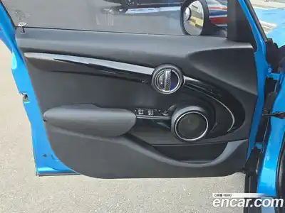 Mini Cooper 2016 2.0 Автомат в Москве № 214429, миниатюра 10