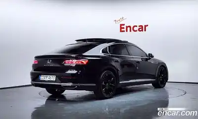 Volkswagen Arteon 2022 2.0 Автомат в Москве № 215269, миниатюра 6