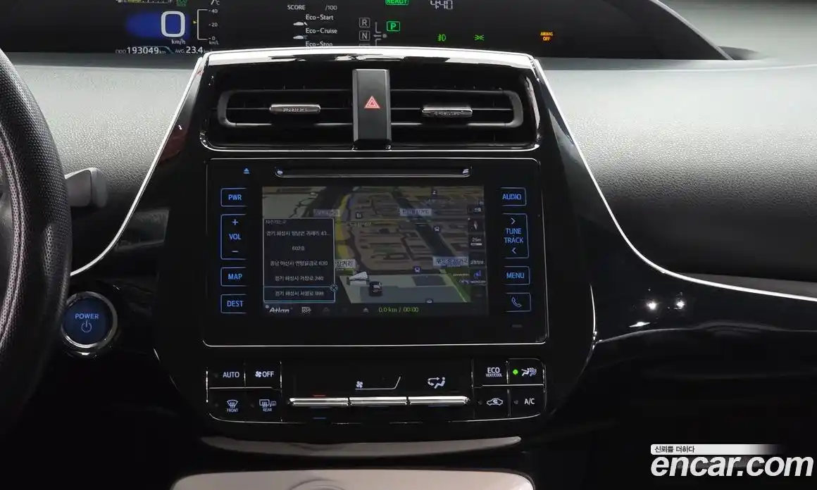 Toyota Prius 2018 1.8 Автомат в Москве № 215549, фото 20