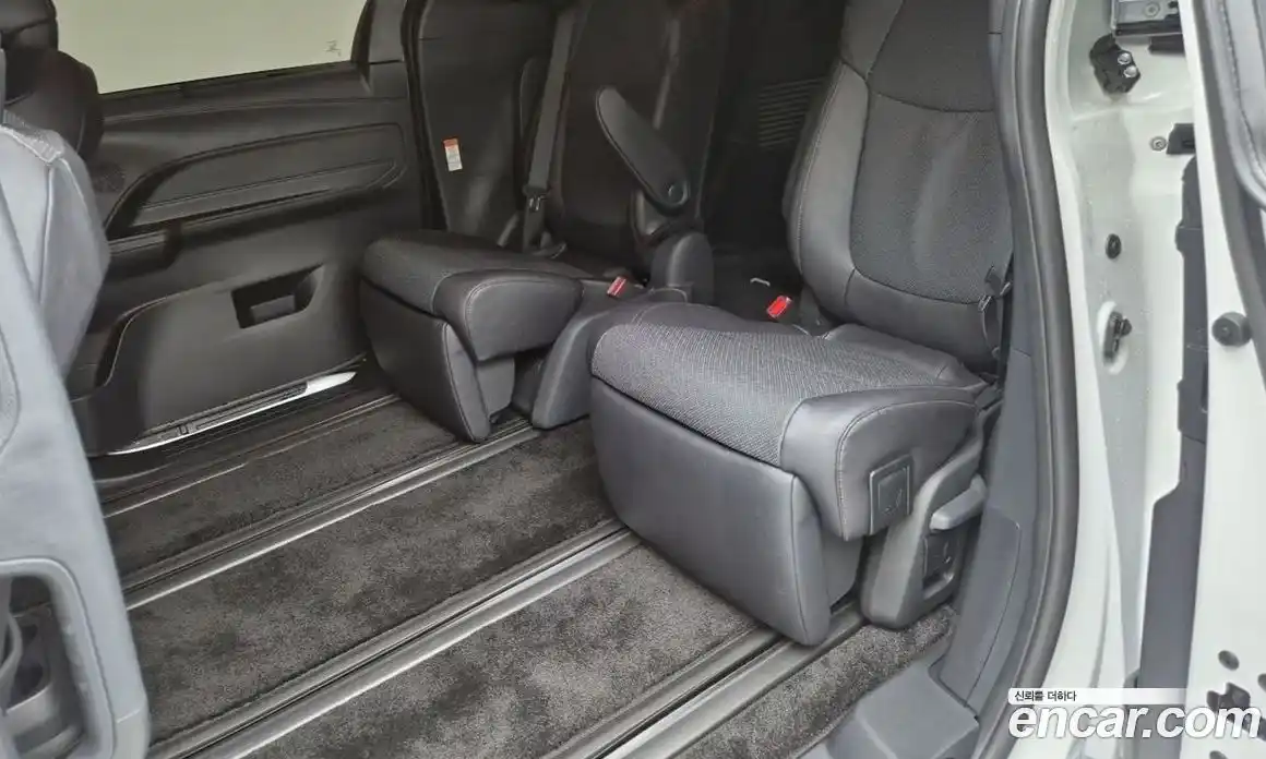 Toyota Sienna 2025 2.5 Автомат в Москве № 215575, фото 11