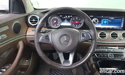 Mercedes-Benz E-Class 2017 1.9 Автомат в Москве № 217213, миниатюра 11
