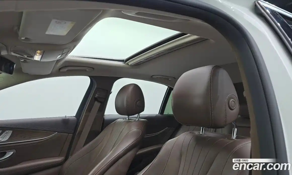 Mercedes-Benz E-Class 2017 1.9 Автомат в Москве № 217213, фото 17