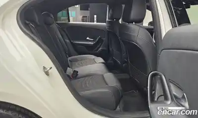 Mercedes-Benz A-Class 2020 2.0 Автомат в Москве № 219931, миниатюра 12