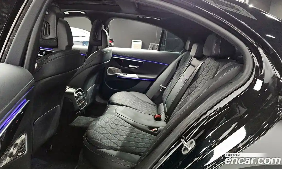 Mercedes-Benz E-Class 2024 3.0 Автомат в Москве № 223628, фото 14