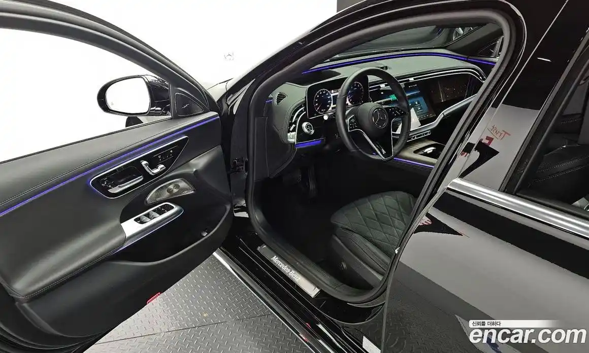 Mercedes-Benz E-Class 2024 3.0 Автомат в Москве № 223628, фото 17