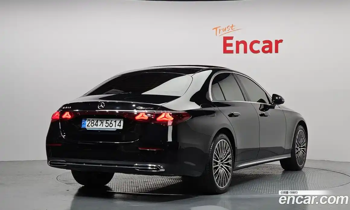 Mercedes-Benz E-Class 2024 3.0 Автомат в Москве № 223628, фото 9