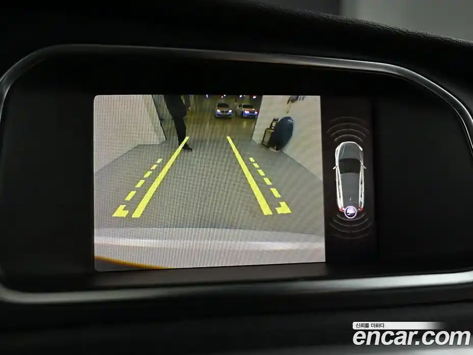 Volvo V40 2018 2.0 Автомат в Москве № 223993, фото 15