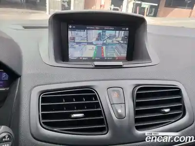 Renault SM3 2013 1.6 Автомат в Москве № 227389, миниатюра 6