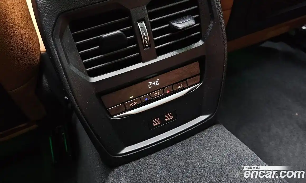 BMW 3-Series 2023 2.0 Автомат в Москве № 228016, фото 17