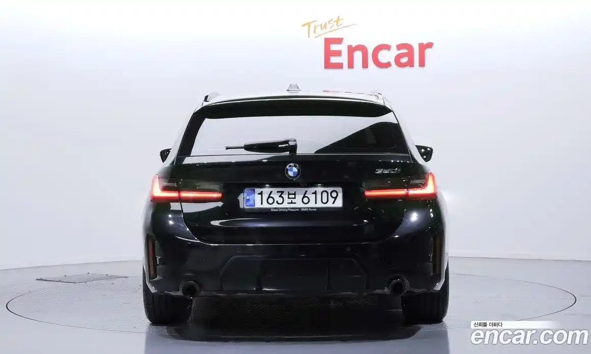 BMW 3-Series 2023 2.0 Автомат в Москве № 228016, фото 4