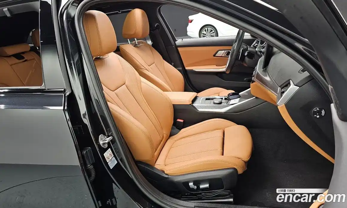 BMW 3-Series 2023 2.0 Автомат в Москве № 228016, фото 10