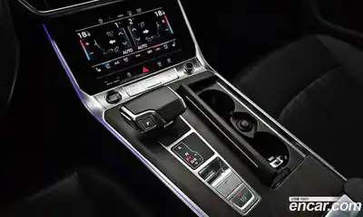 Audi A6 2021 2.0 Автомат в Москве № 230162, миниатюра 3