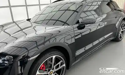 Porsche Taycan 2024 Автомат в Москве № 230940, миниатюра 9