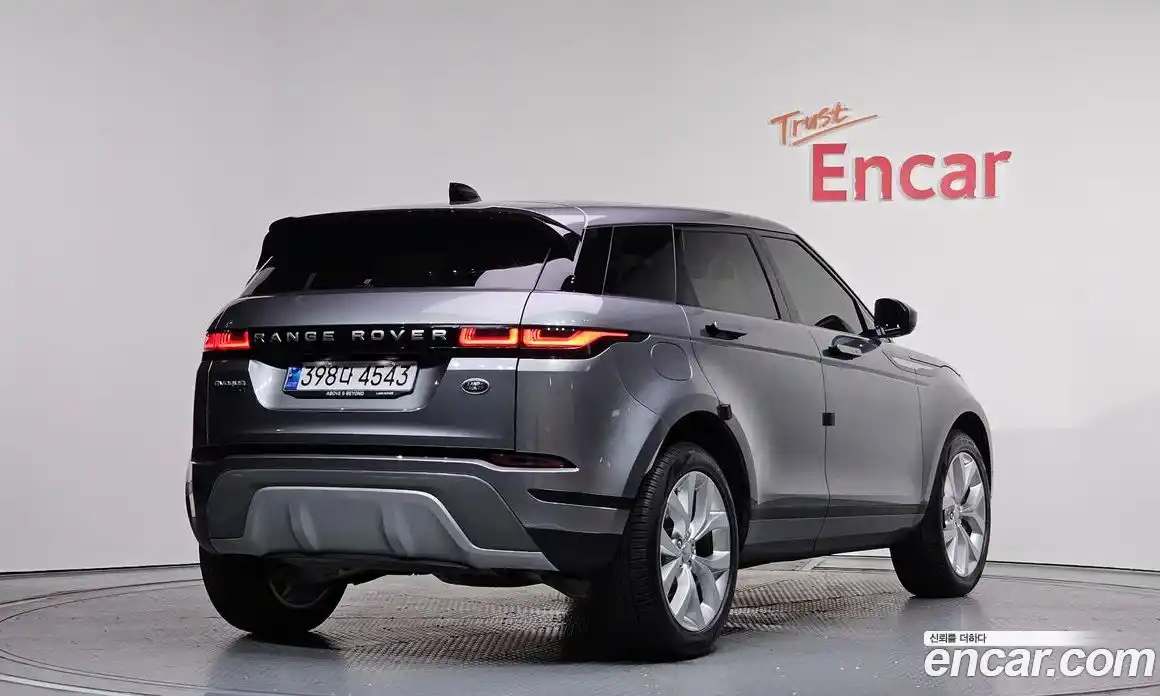 Land Rover Range-Rover Evoque 2020 2.0 Автомат в Москве № 231210, фото 17