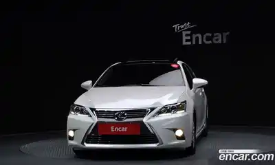 Lexus CT200h 2016 1.8 Автомат в Москве № 231978, миниатюра 12