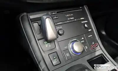 Lexus CT200h 2016 1.8 Автомат в Москве № 231978, миниатюра 2